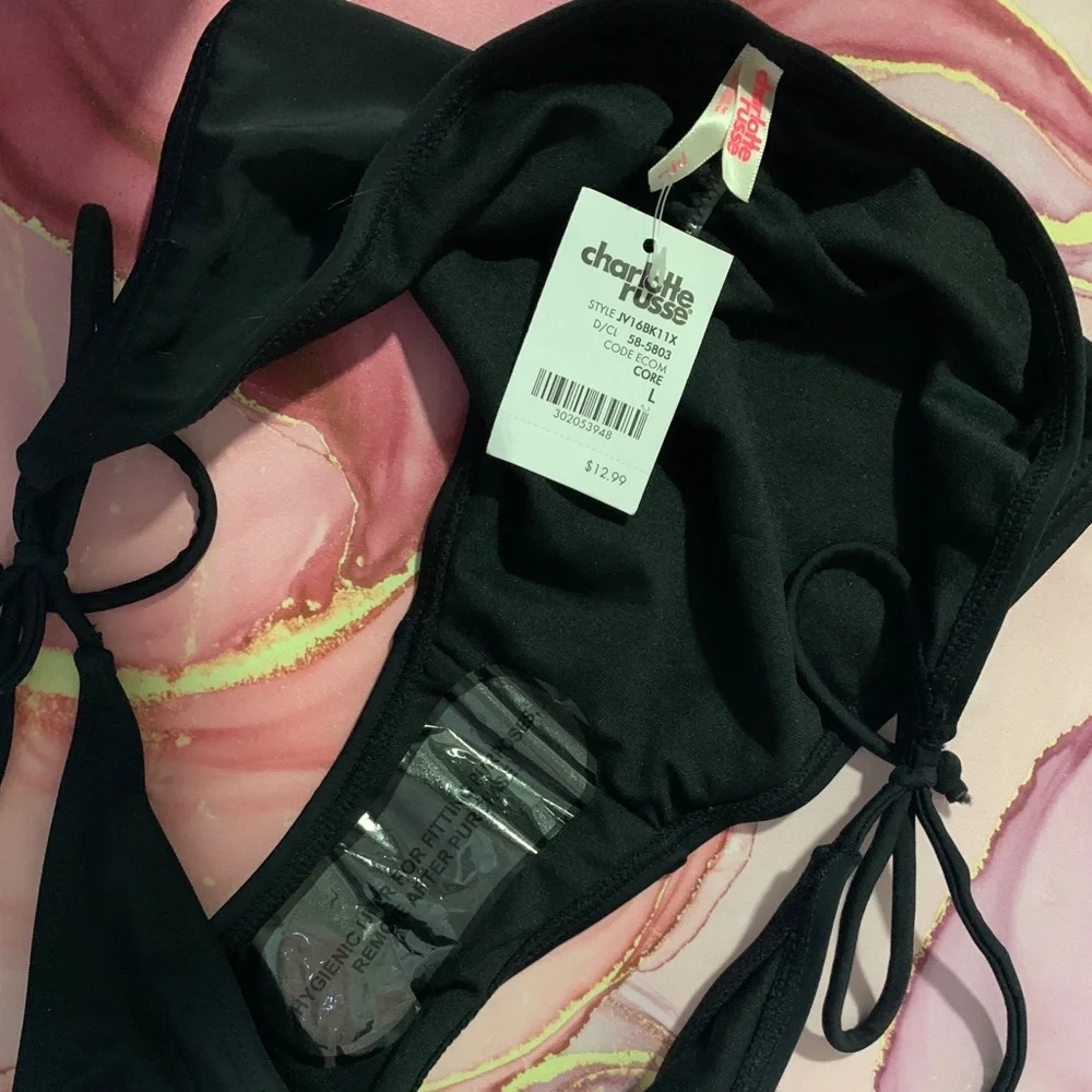 Charlotte Russe time listing